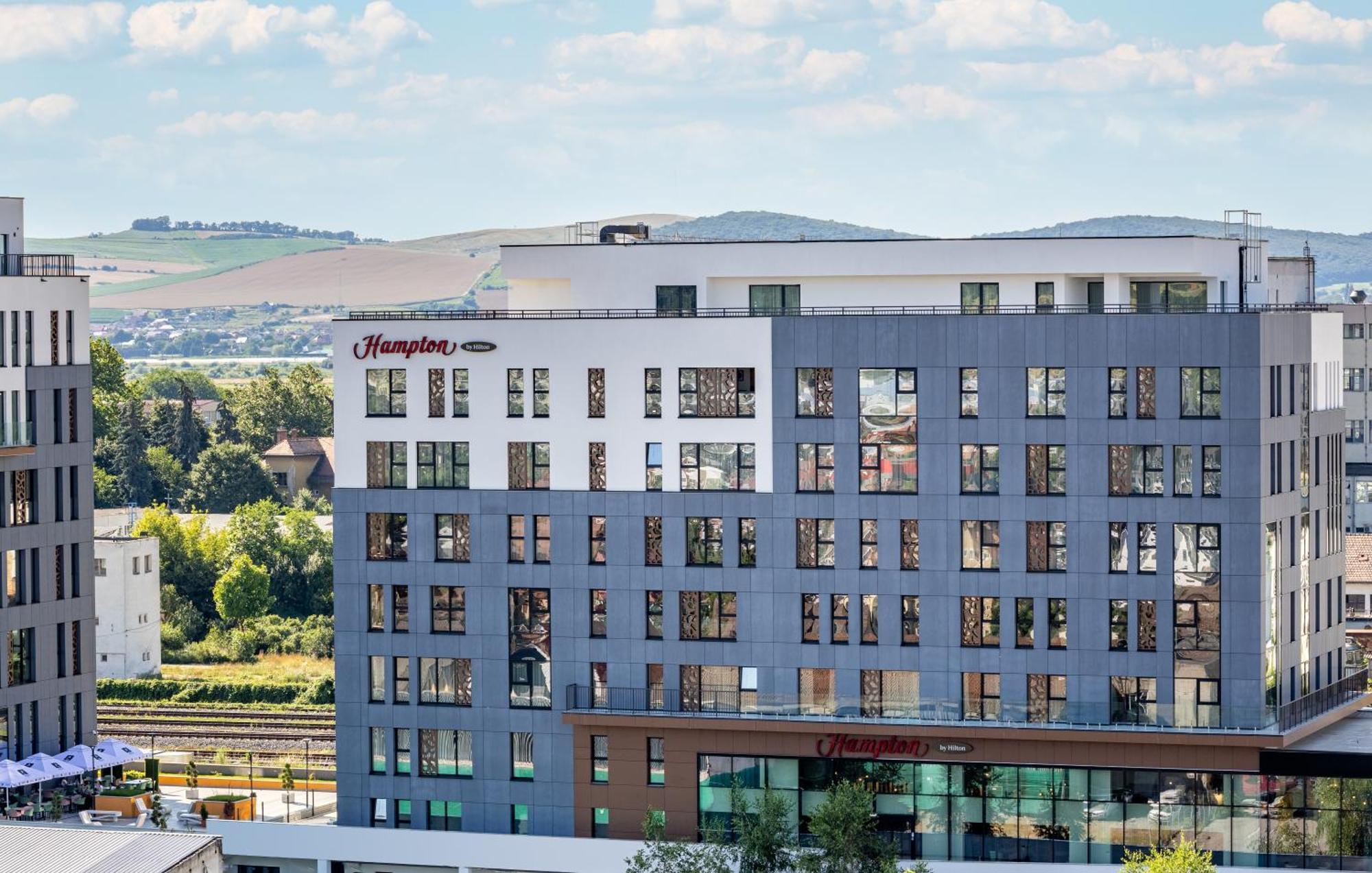 Hampton By Hilton Târgu-Mureş Exteriér fotografie